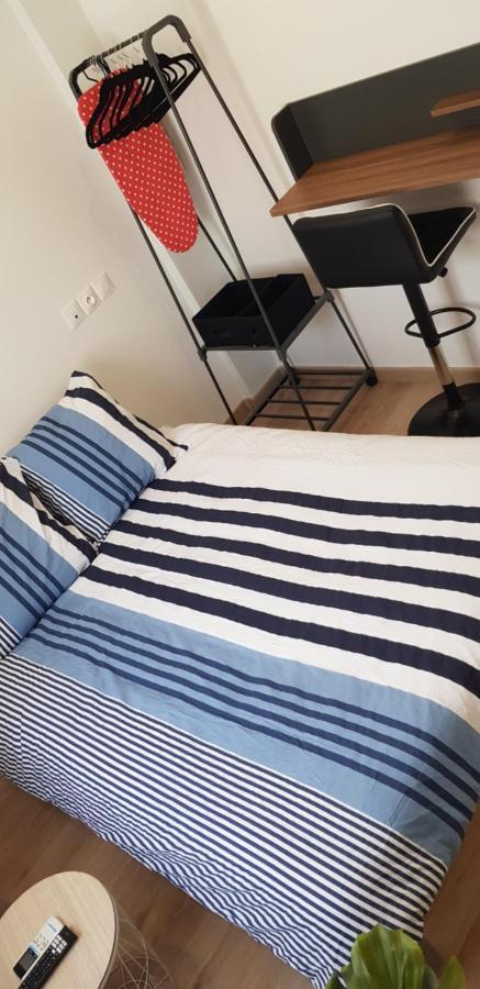 Escapade Niortaise - Studios Climatises Hyper-Centre De Niort Ngoại thất bức ảnh